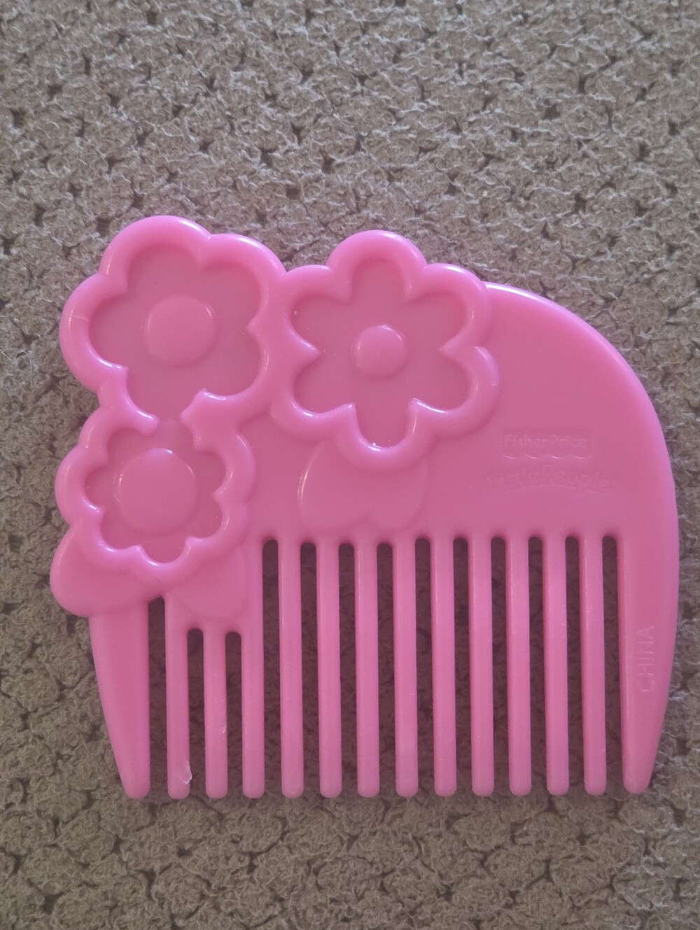 Vintage Fisher Price Little People pink comb with flowers 3"